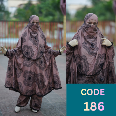 Khimar and Plazo set (186)